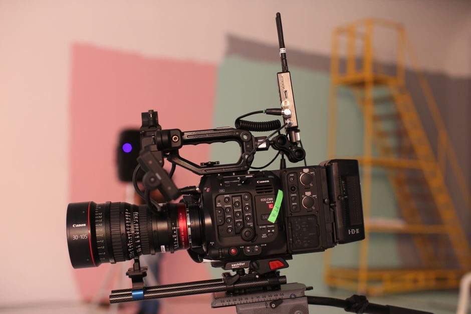 Canon EOS C80 Firmware Frissítés: Új USB Vezérlés és Streaming Funkciók