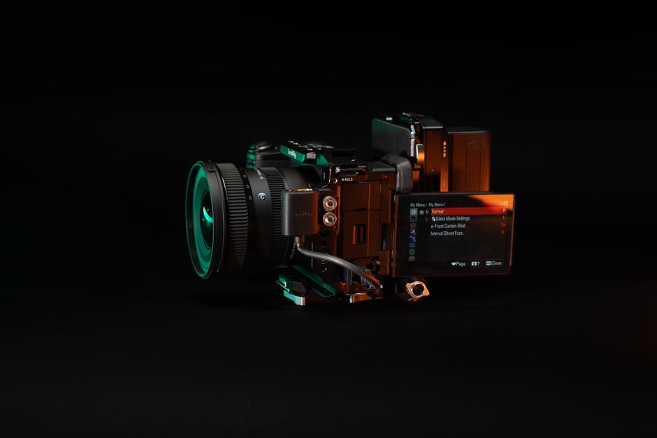 Új dimenziók a filmes világban: A Sony FX5 debütálása júliusban globális zár és 5K Open Gate funkciókkal