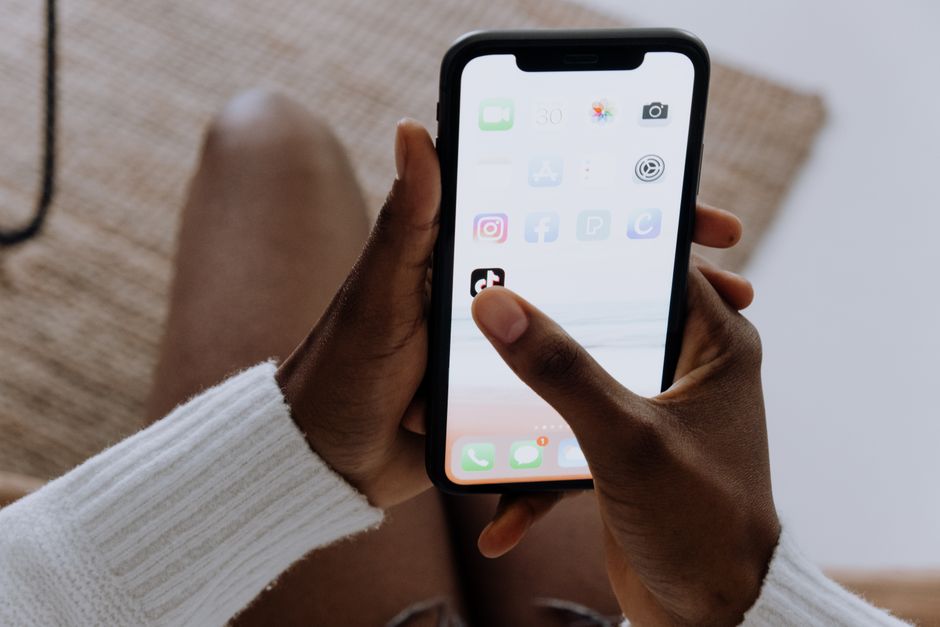 Új trendek a közösségi médiában: a TikTok és Instagram változásai