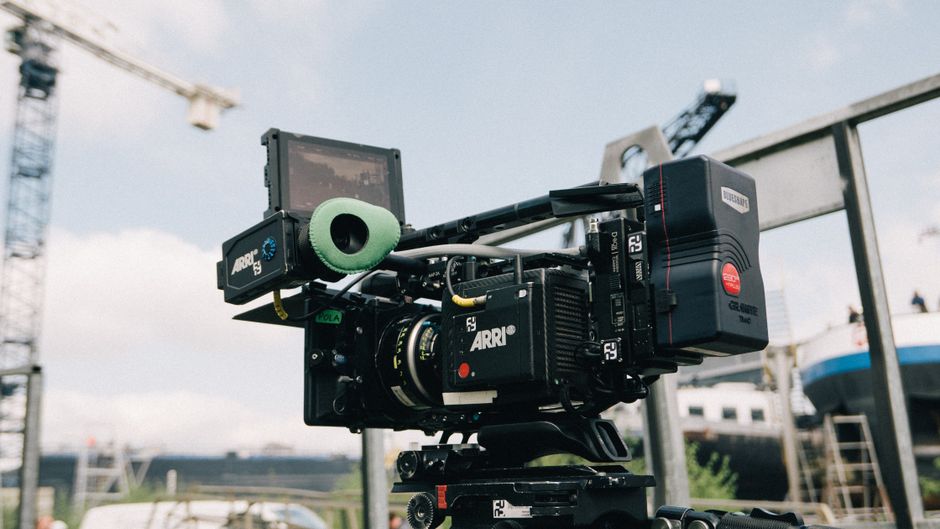 A Sony FX5 és Canon EOS R6 Mark III legfrissebb fejlesztései: Új lehetőségek a filmeseknek és creatoroknak
