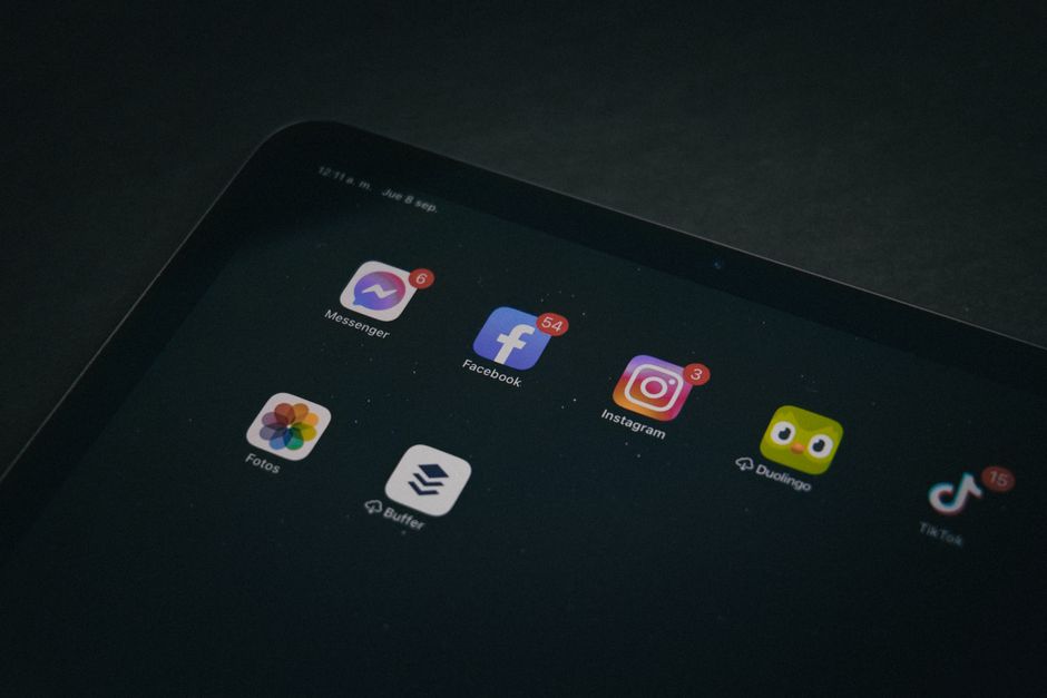 Új irányok a közösségi médiában: a TikTok és Instagram hatása a tartalomgyártásra